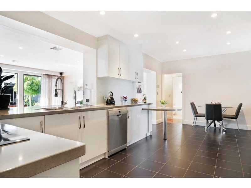 78 Martin Court, West Lakes SA 5021