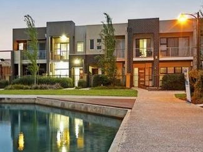 6 Chianti Lane, Mawson Lakes SA 5095