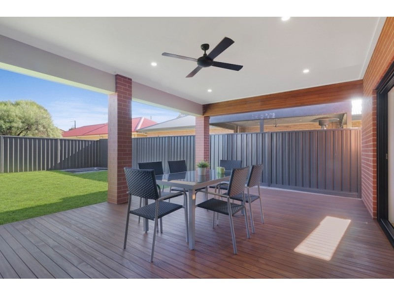 19A Standard Avenue, Croydon Park SA 5008