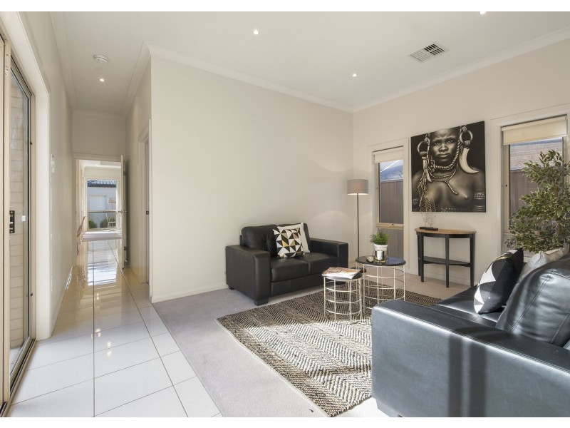 42 Swan Street, Grange SA 5022