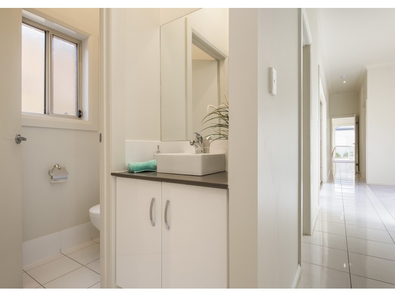 42 Swan Street, Grange SA 5022