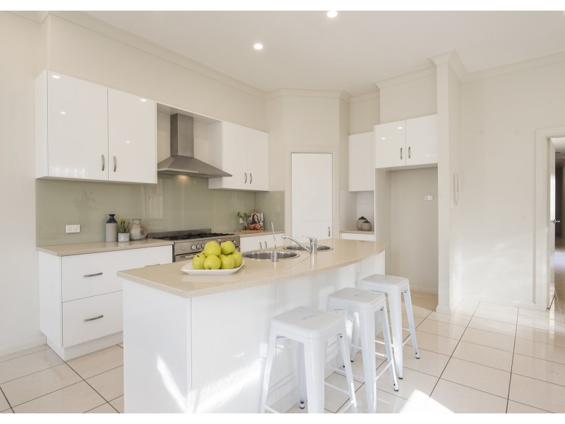 42 Swan Street, Grange SA 5022