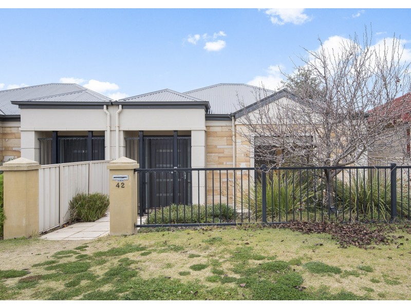 42 Swan Street, Grange SA 5022