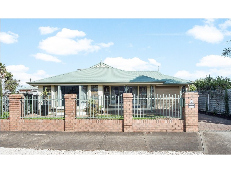 7 Tewkesbury Street, Cheltenham SA 5014