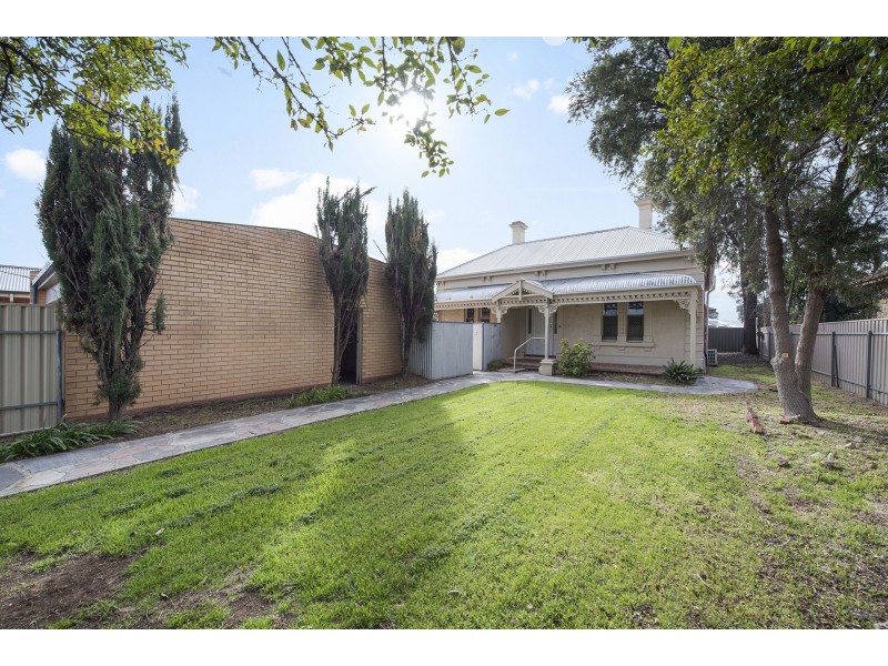 1 – 2/77 Findon Road, Woodville South SA 5011