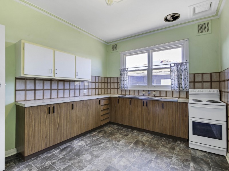 9 Bedford Street, Mansfield Park SA 5012