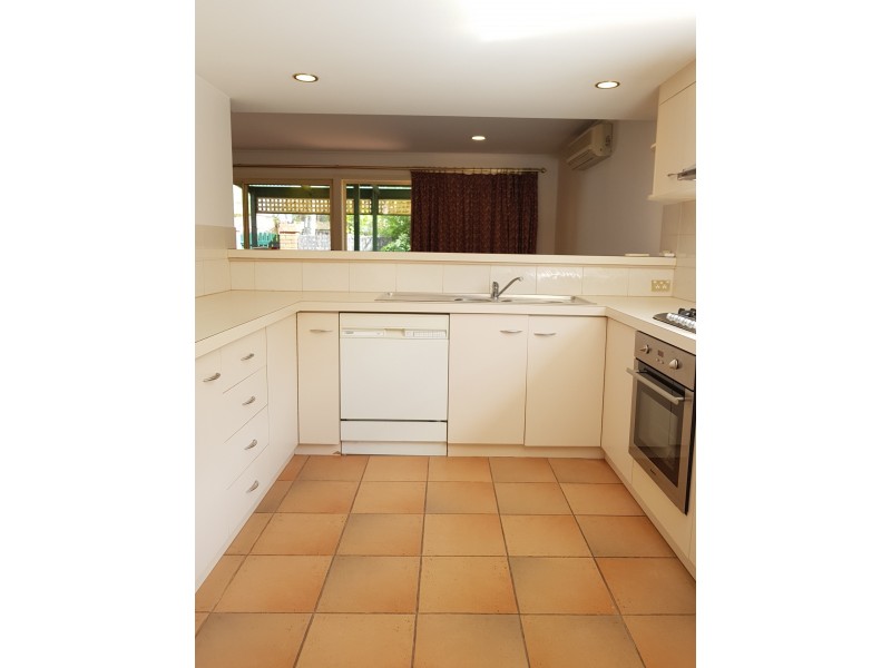 7 Carrondown Walk, Brompton SA 5007