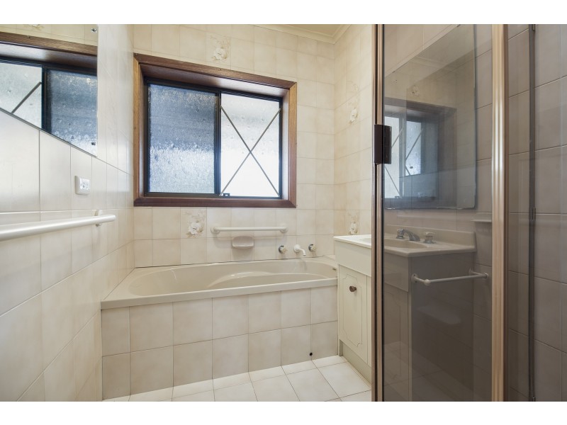 10 Barnes Crescent, Parafield Gardens SA 5107