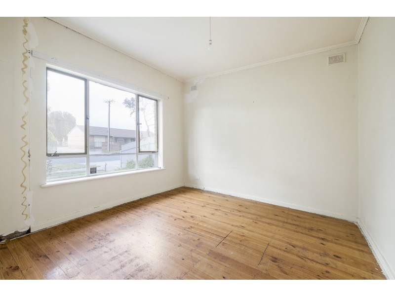 31 Edward Street, Ottoway SA 5013