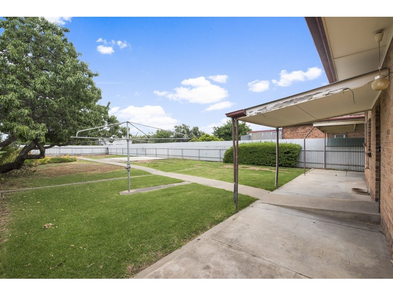 31 Edward Street, Ottoway SA 5013