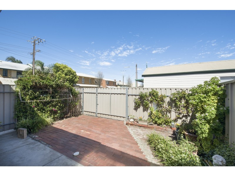 1/35 Ship Street, Port Adelaide SA 5015