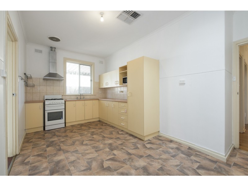 22 Fourth Avenue, Woodville Gardens SA 5012