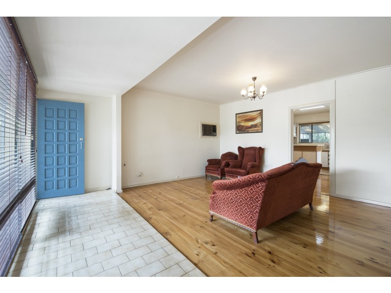 10 Barnes Crescent, Parafield Gardens SA 5107