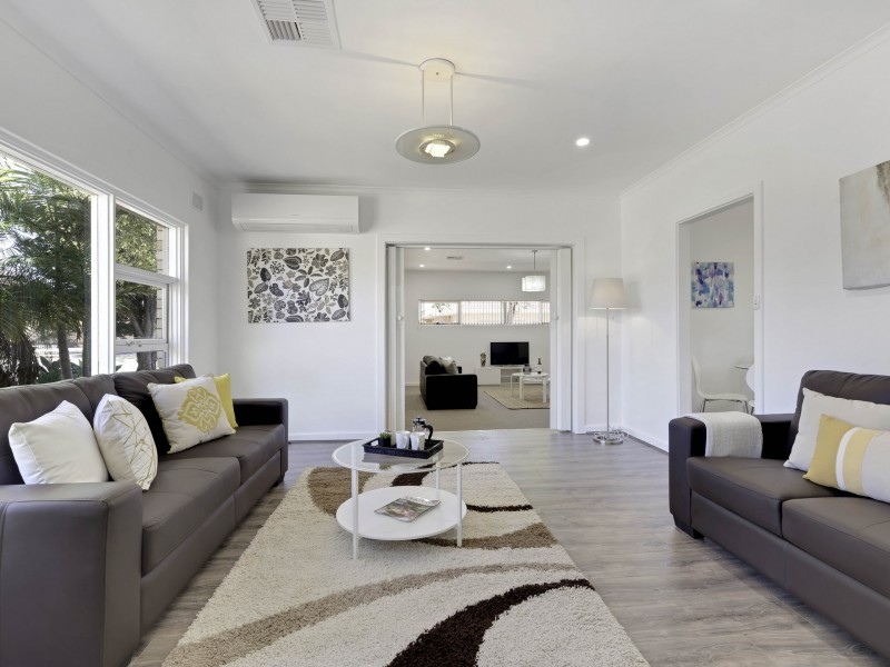 2 Tora Court, Park Holme SA 5043