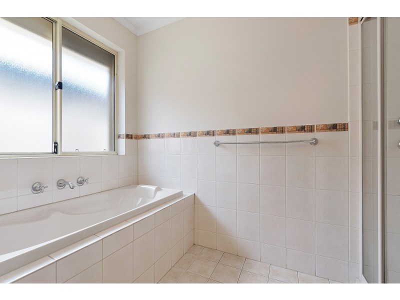 11 Suffolk Street, Angle Park SA 5010