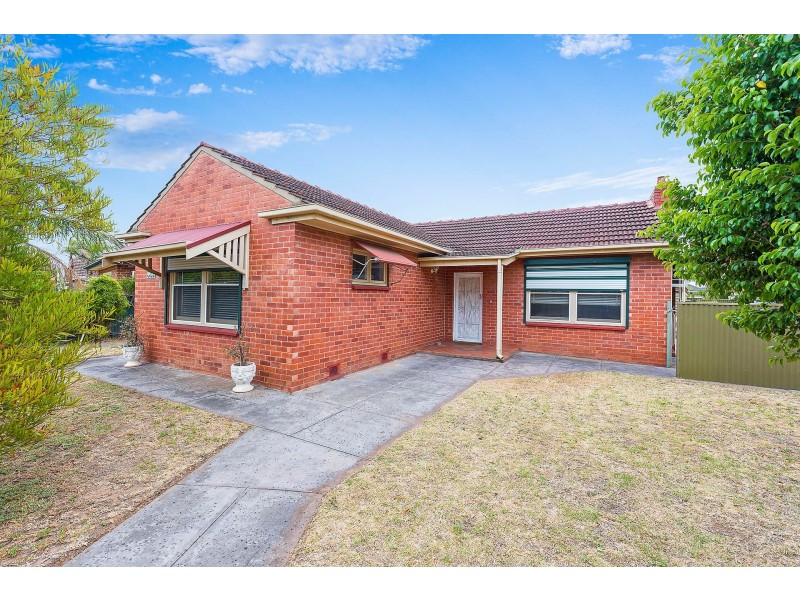 14 Colin Street, Findon SA 5023