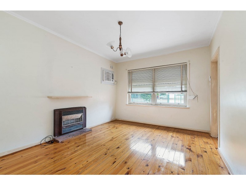 14 Colin Street, Findon SA 5023