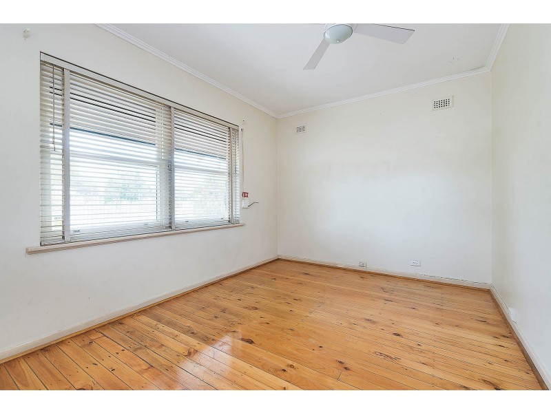 14 Colin Street, Findon SA 5023