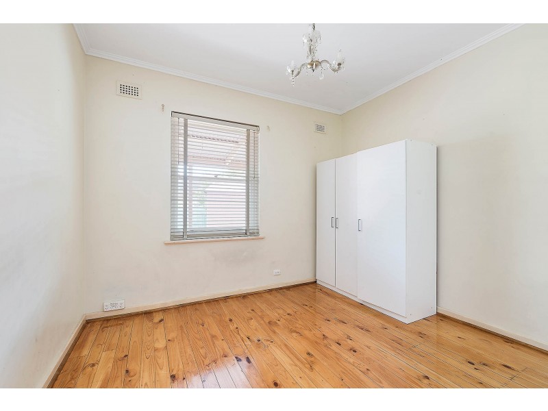 14 Colin Street, Findon SA 5023