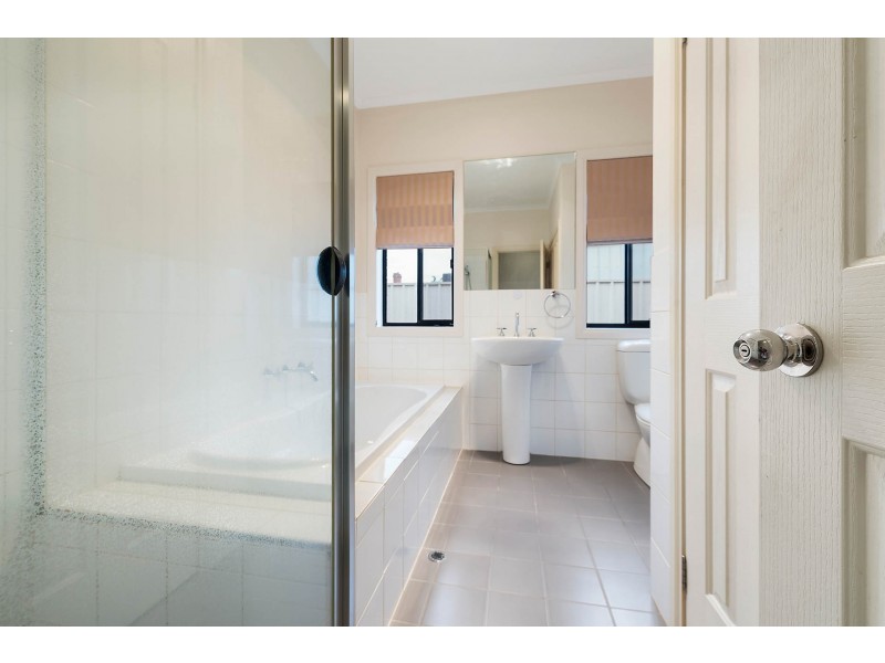 Unit 2/2 Stonehaven Street, Pennington SA 5013