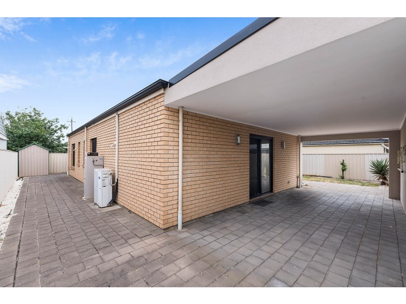 Unit 2/2 Stonehaven Street, Pennington SA 5013