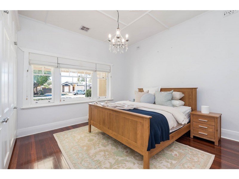 24 Green Road, Woodville West SA 5011