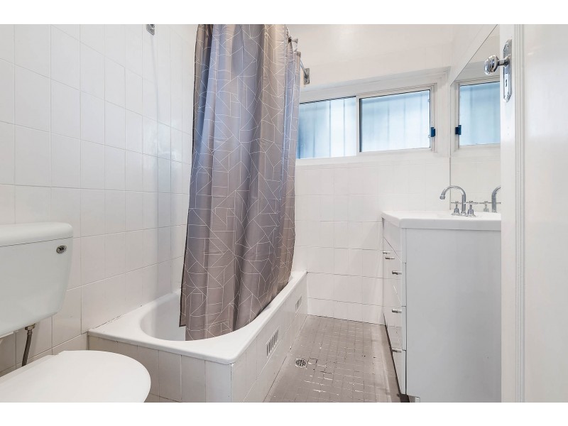 24 Green Road, Woodville West SA 5011