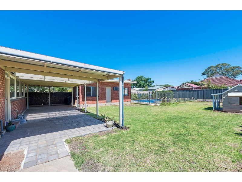 24 Green Road, Woodville West SA 5011