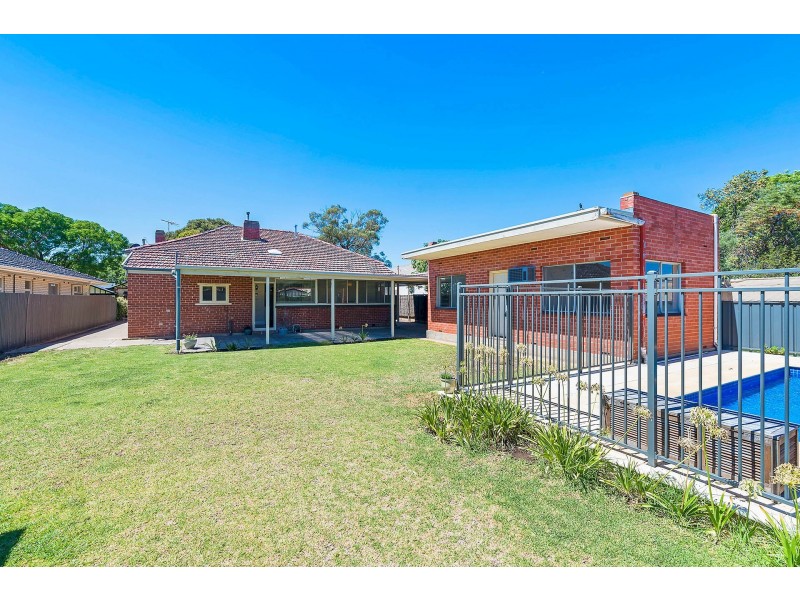 24 Green Road, Woodville West SA 5011