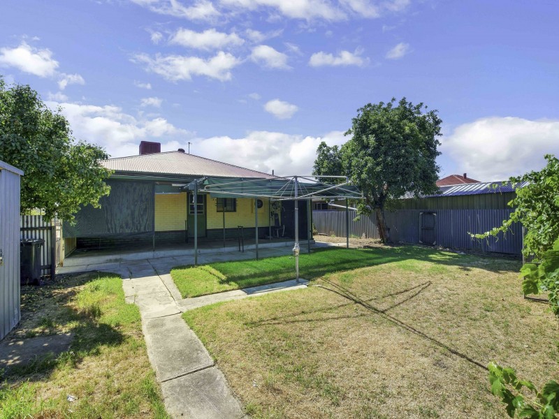 9 Bedford Street, Mansfield Park SA 5012