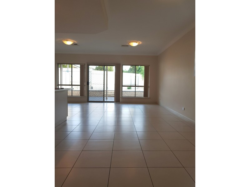 36 Hallett Avenue, Tranmere SA 5073