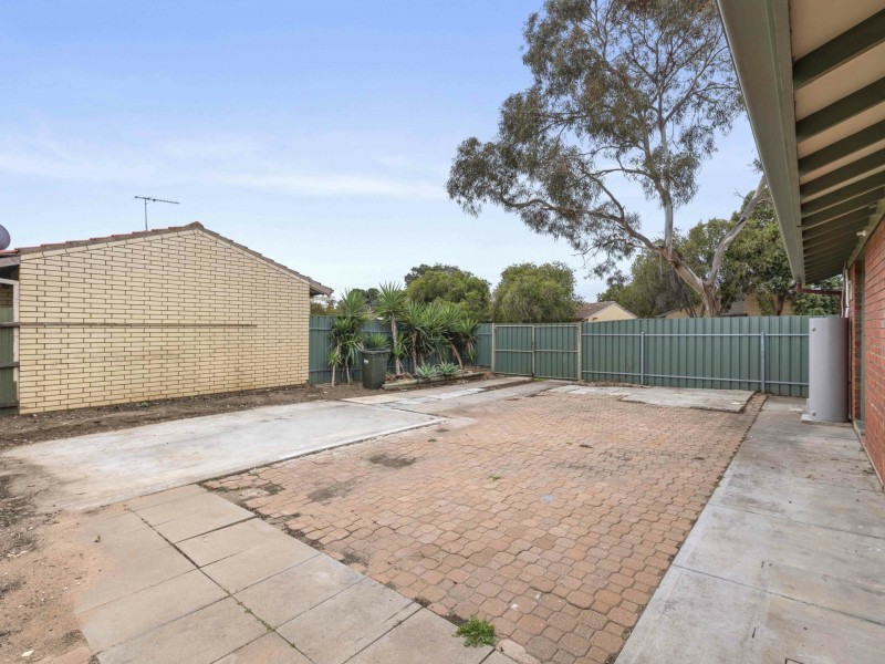 2 Devlin Road, Novar Gardens SA 5040