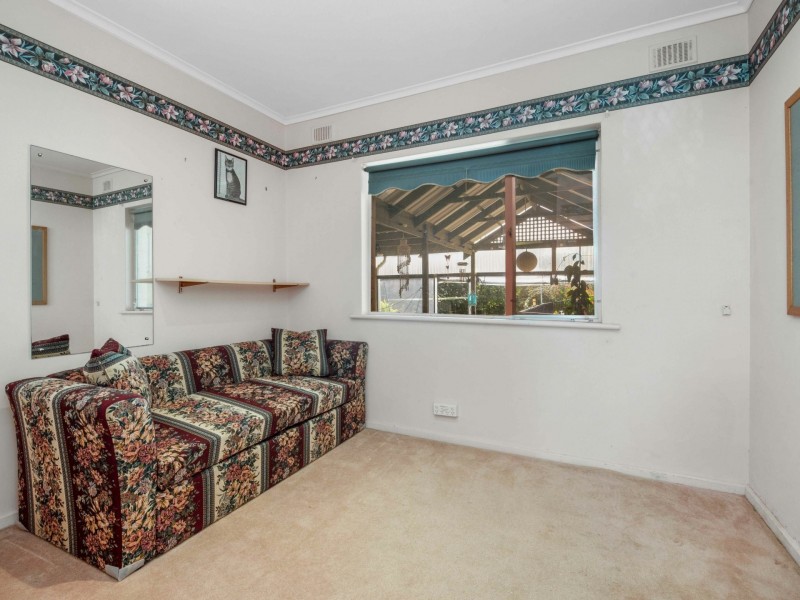 12 Graham Street, Para Hills SA 5096