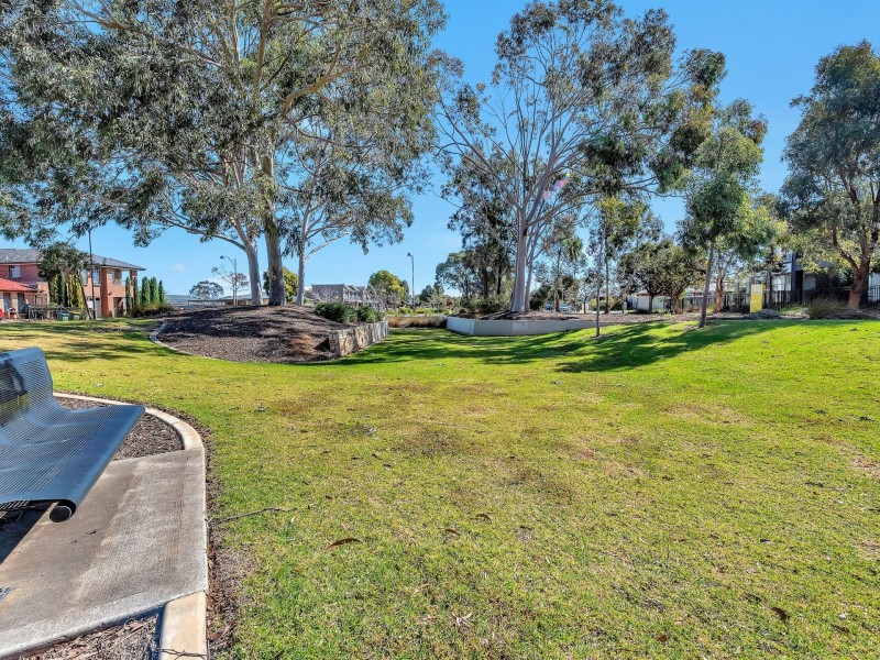 10 Inglewood Street, Mansfield Park SA 5012