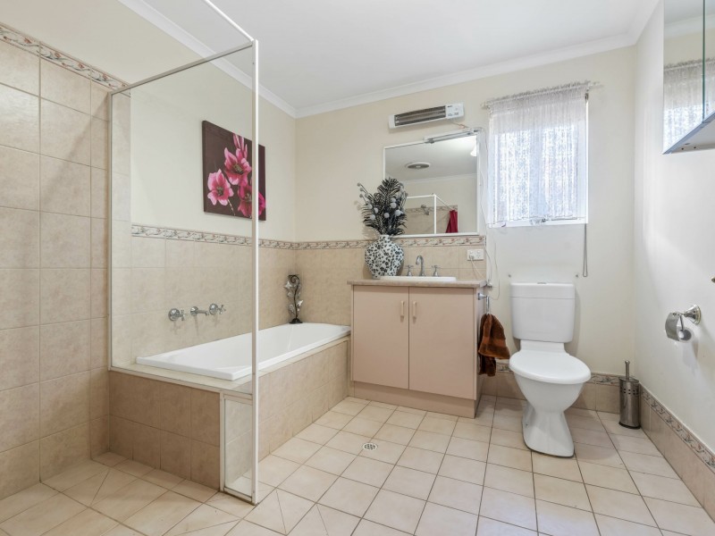 25 Rugby Avenue, Croydon Park SA 5008
