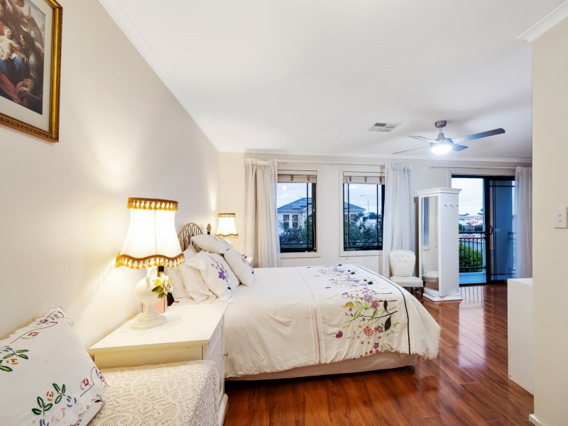 14A Grange Court, Findon SA 5023