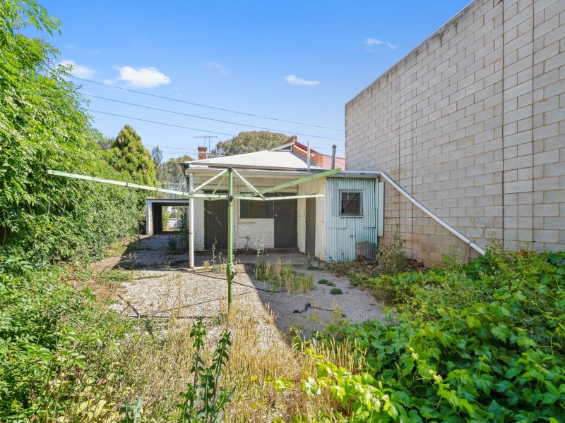 27A Adam Street, Hindmarsh SA 5007