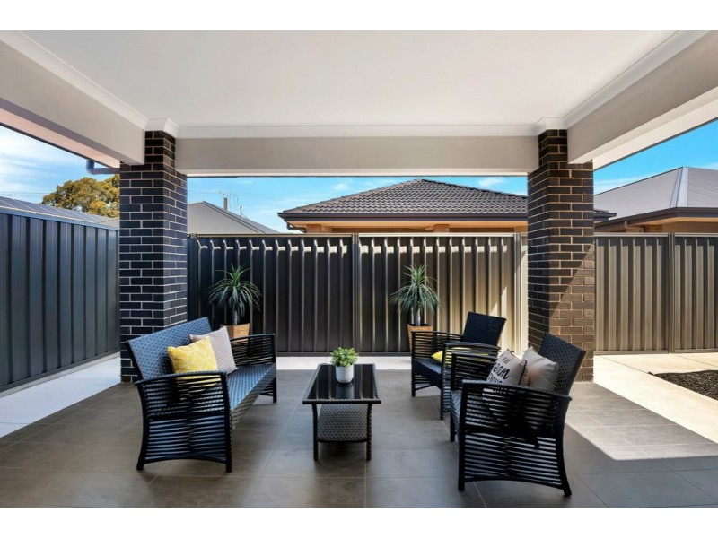 20 Maximillian Court, Mansfield Park SA 5012