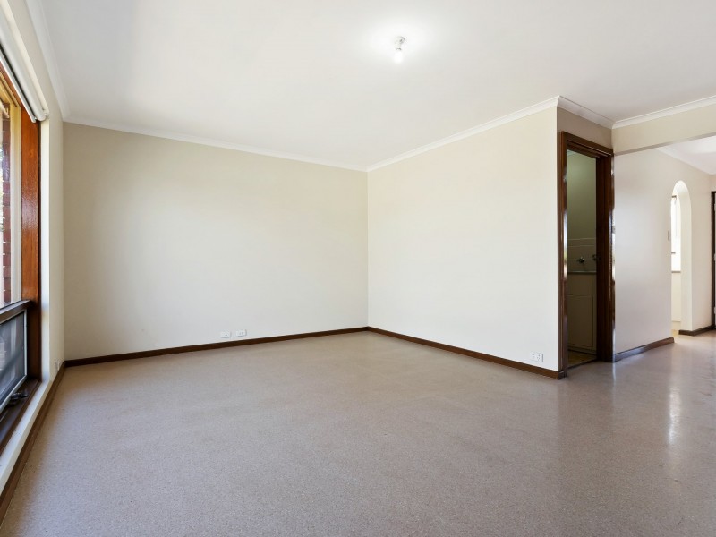 8 Simpson Avenue, Queenstown SA 5014