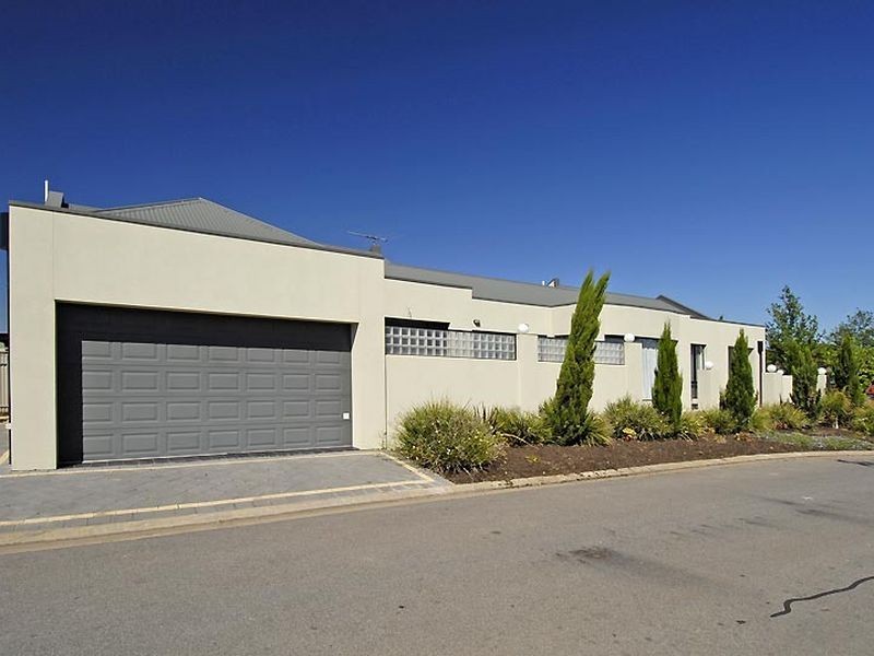 35 Burley Griffin Boulevard, Brompton SA 5007