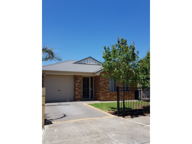 83 Fleming Crescent, Mansfield Park SA 5012