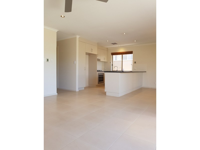 83 Fleming Crescent, Mansfield Park SA 5012