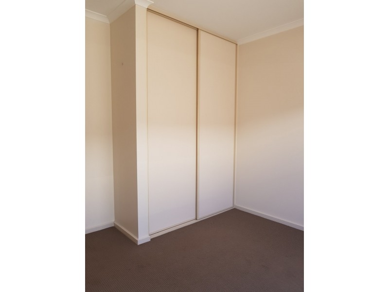83 Fleming Crescent, Mansfield Park SA 5012