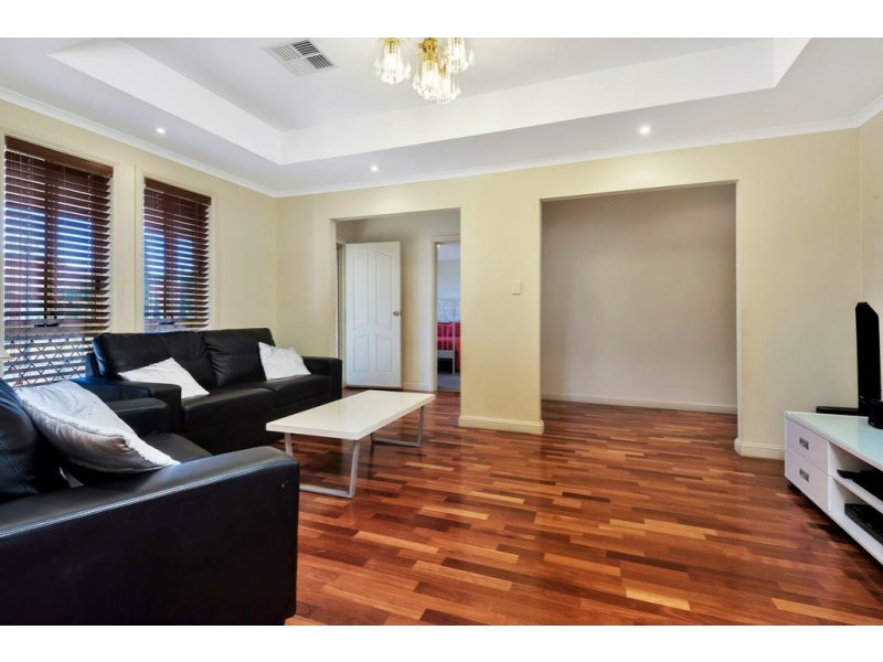 6 Linear Crescent, Walkley Heights SA 5098