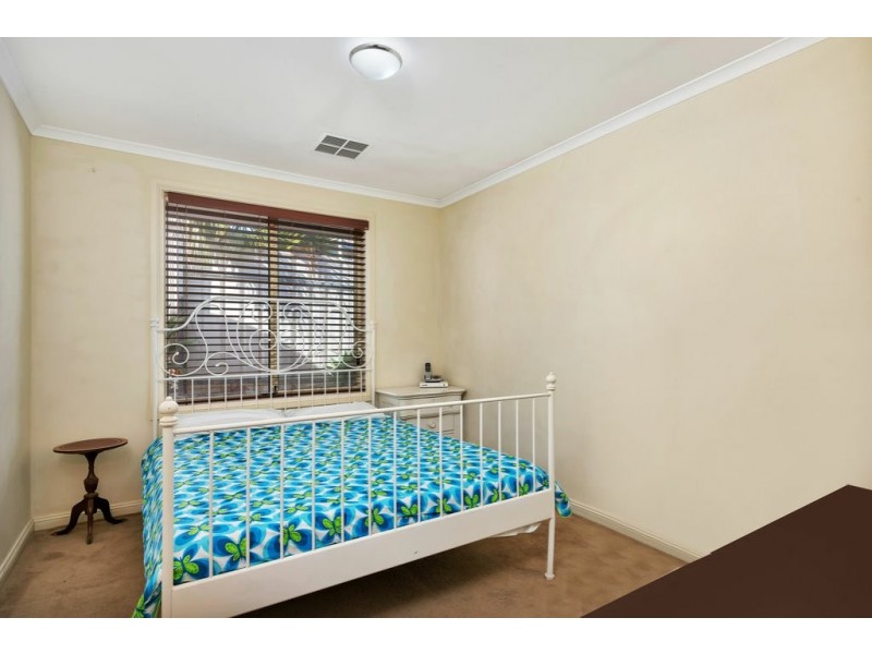 6 Linear Crescent, Walkley Heights SA 5098