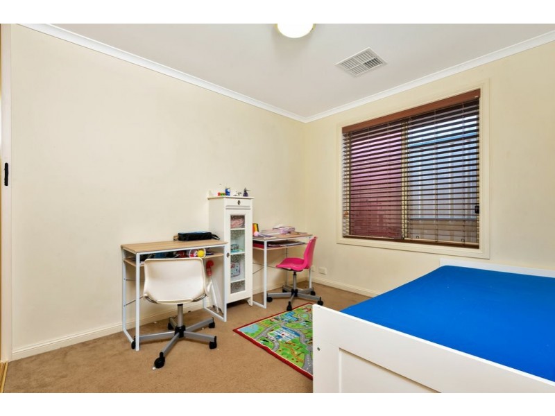 6 Linear Crescent, Walkley Heights SA 5098