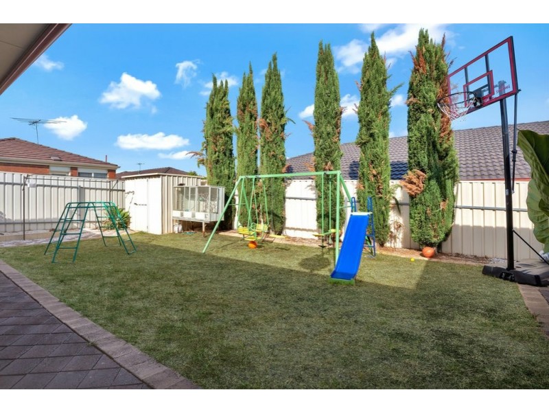 6 Linear Crescent, Walkley Heights SA 5098