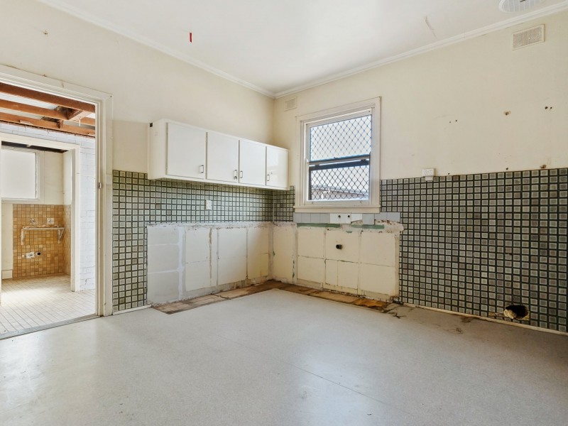 63 Victor Avenue, Woodville West SA 5011