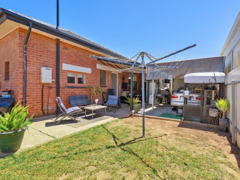 6 Torrens Crescent, Pennington SA 5013