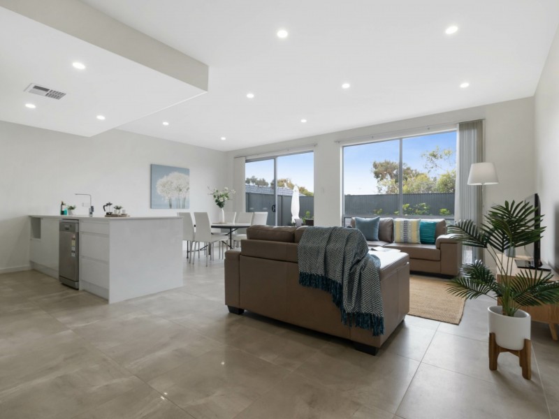 8/432 Seaview Road, Henley Beach SA 5022